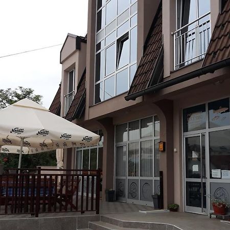 Prenociste I Restoran Ihthis Bajina Basta Dış mekan fotoğraf