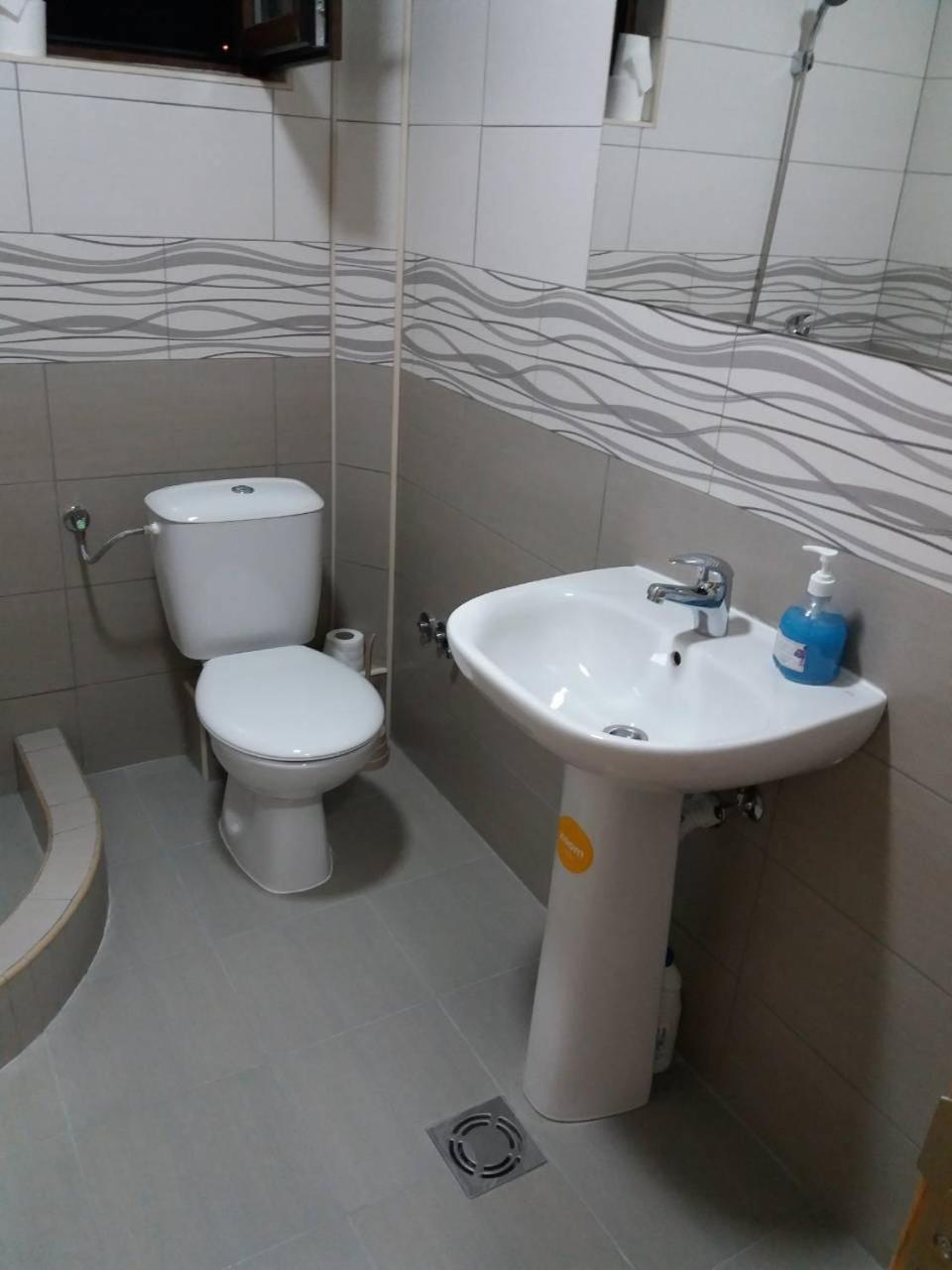 Prenociste I Restoran Ihthis Bajina Basta Dış mekan fotoğraf