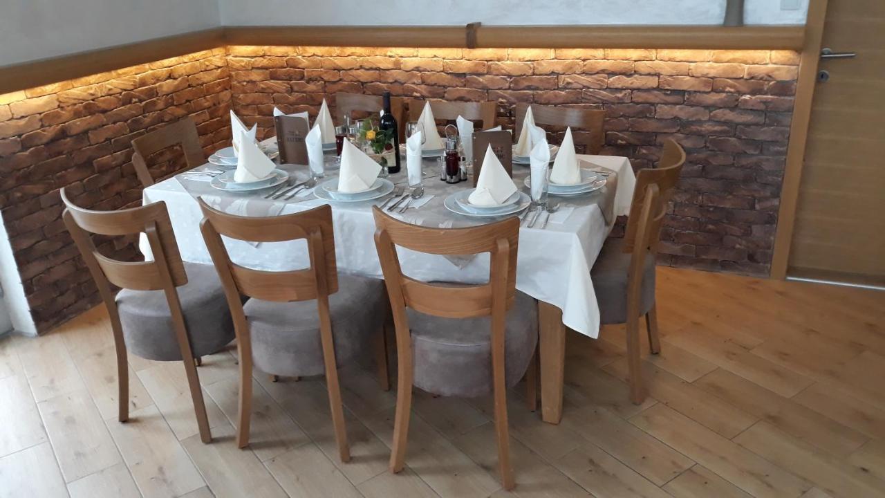 Prenociste I Restoran Ihthis Bajina Basta Dış mekan fotoğraf